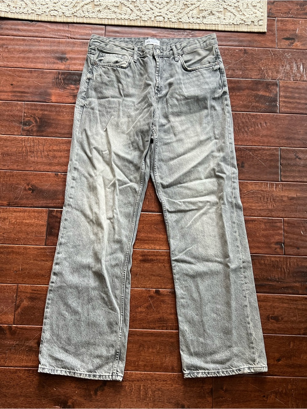 Zara Light Gray Straight-Leg Jeans